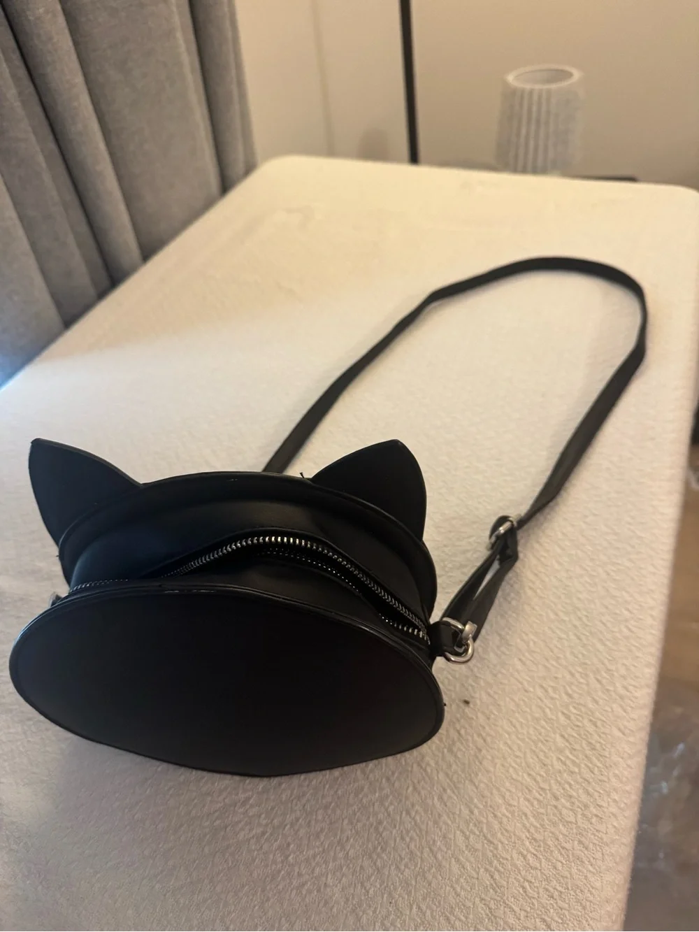 Black Cat Face Crossbody Bag with Yellow Eye Details